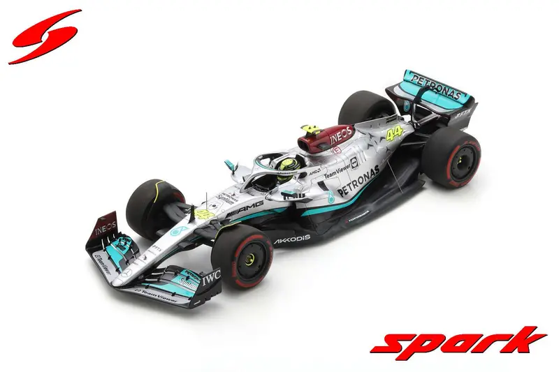 1:18 2022 Lewis Hamilton -- Bahrain Gp 3Rd -- Mercedes-Amg W13 E -- Spark F1 1