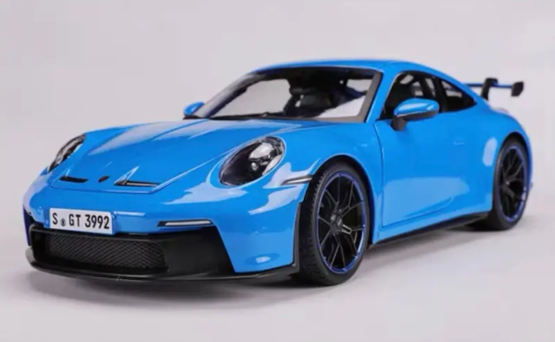 1:18 2022 Porsche 911 (992) Gt3 -- Shark Blue -- Maisto 1