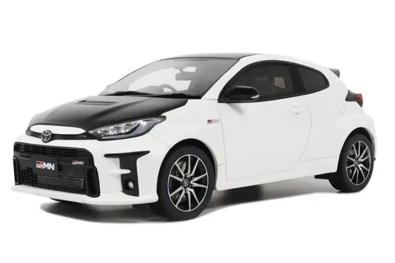 1:18 2022 Toyota Gtmn Yaris Rally Package -- White -- Ottomobile 1
