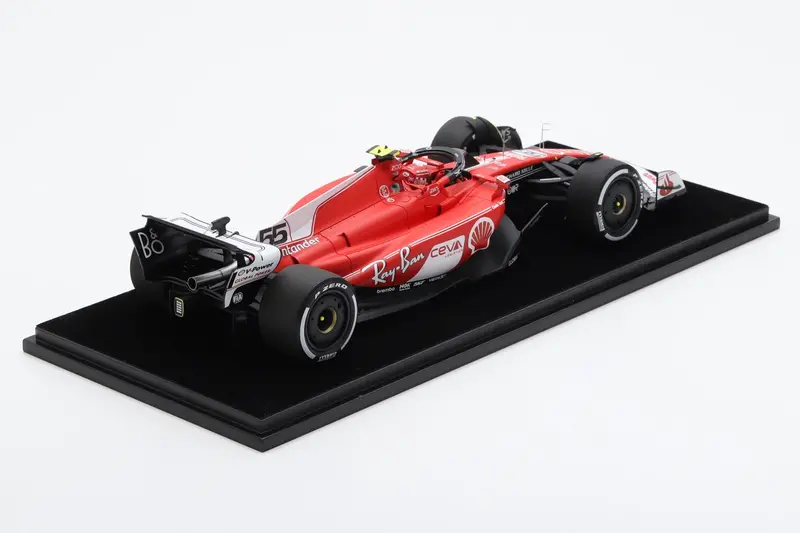 1:18 2023 Carlos Sainz -- #55 Las Vegas Gp -- Ferrari Sf-23 -- Looksmart F1 2