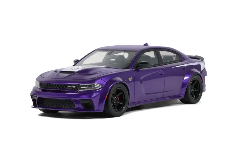 1:18 2023 Dodge Charger Super Bee -- Plum Crazy Purple -- Gt Spirit 1