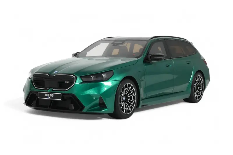 1:18 2024 Bmw M5 Touring (G99) Station Wagon -- Green -- Gt Spirit Gt509 1