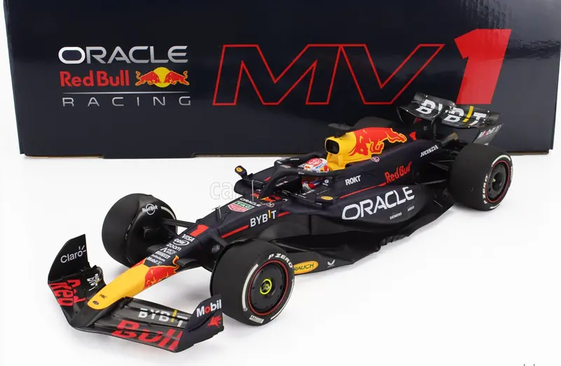 1:18 2024 Max Verstappen - Bahrain Gp Winner - #1 Red Bull Rb20 -- Minichamps F1 1