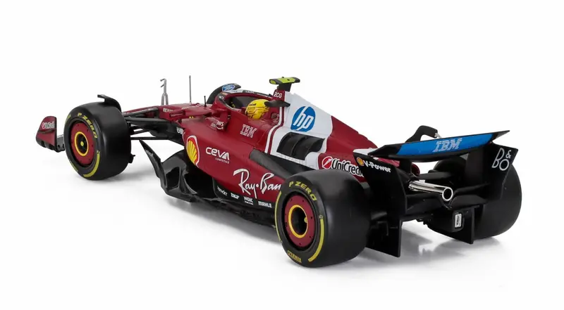 1:18 2025 Lewis Hamilton -- Season Livery -- #44 Ferrari Sf-25 -- Bburago F1 2