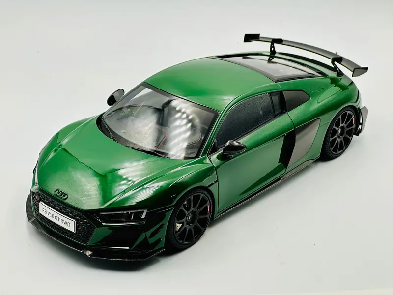 1:18 Audi R8 Gt Coupe 2019 -- Dark Green Metallic -- Kengfai 1