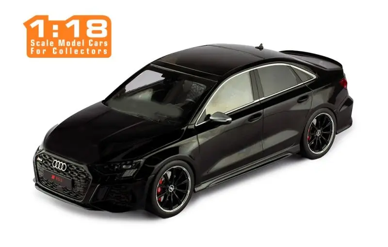 1:18 Audi Rs3 (8Y) Limousine 2022 -- Black -- Ixo Models 1
