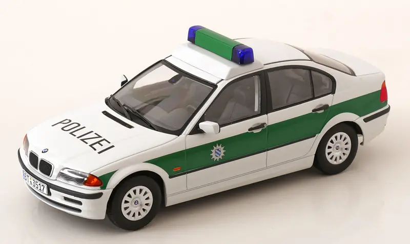 1:18 Bmw 3-Series E46 1989 -- Polizei "Police" Green/White -- Kk-Scale 1