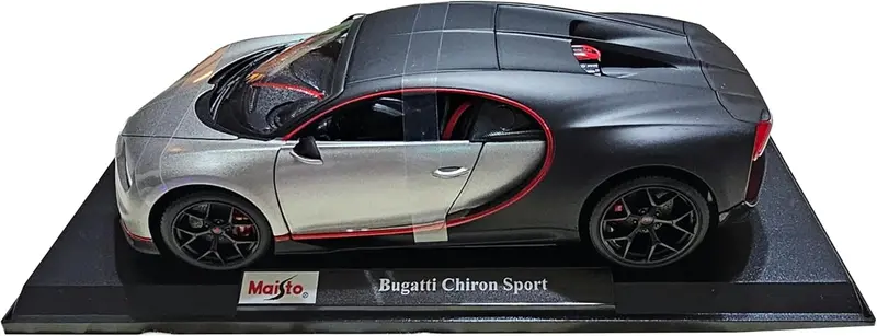 1:18 Bugatti Chiron Sport -- Grey/Black -- Maisto 1