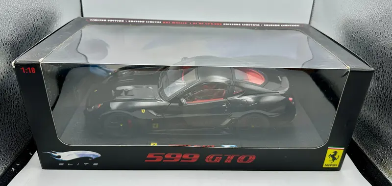 1:18 Ferrari 599 Gto -- Black -- Hot Wheels Elite 1