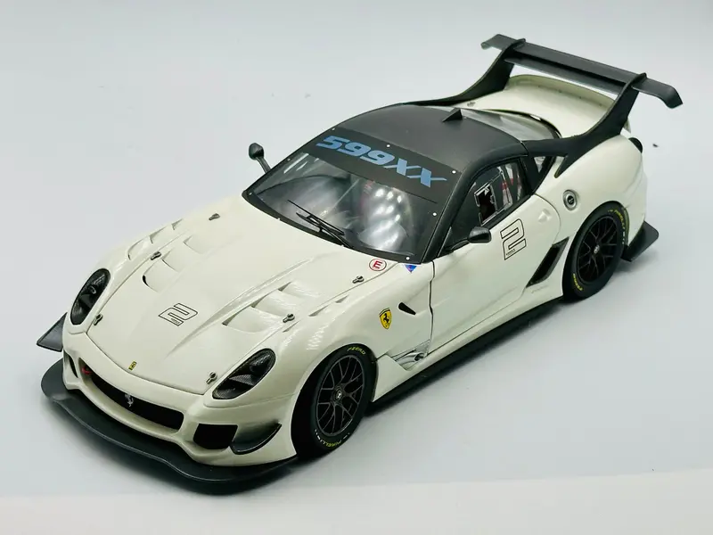 1:18 Ferrari 599Xx Evo -- #2 White -- Hot Wheels Elite Bcj92 1