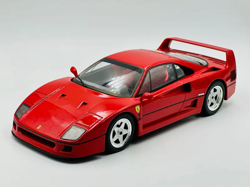 1:18 Ferrari F40 -- Red -- Gt Spirit 1
