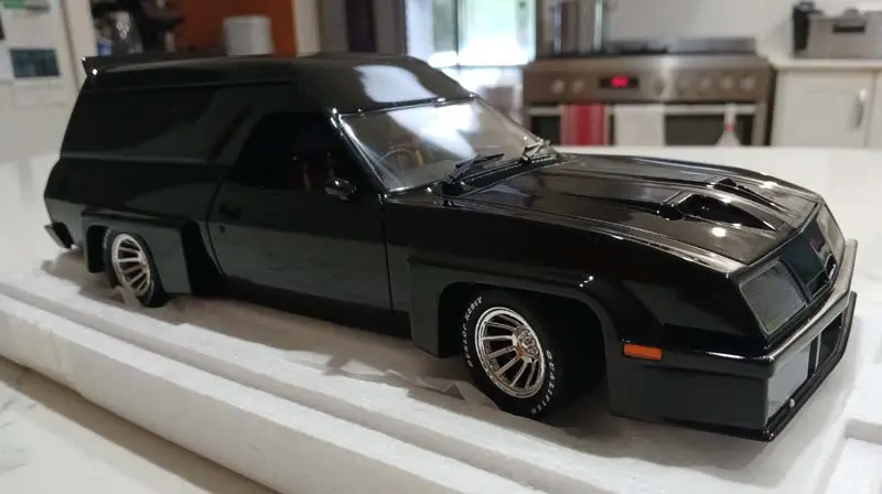 1:18 Ford Falcon Xc Concorde Panel Van -- "Black Nite" -- Ace Models 1