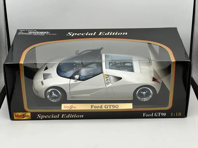 1:18 Ford Gt90 Concept -- White -- Maisto 1
