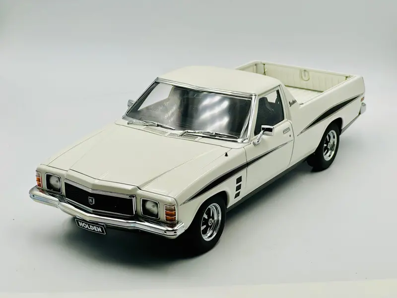 1:18 Holden Hj Sandman Utility -- Cotillion White -- Biante/Autoart 1