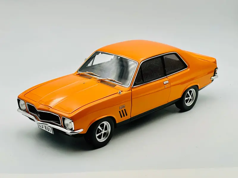 1:18 Holden Lj Torana Gtr Xu-1 -- Lone O'ranger Orange -- Classic Carlectables 1