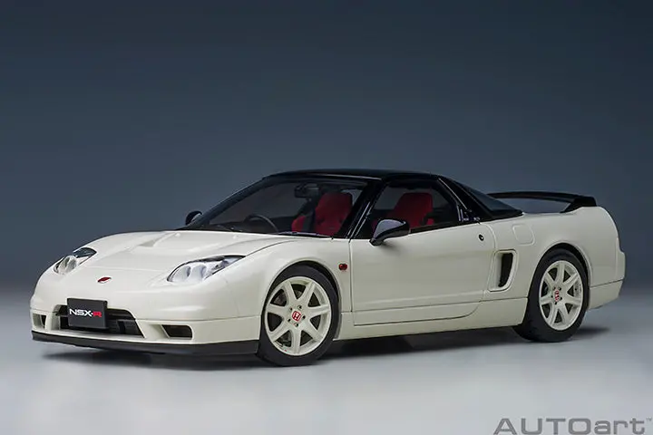 1:18 Honda Nsx-R (Na2) -- Championship White -- Autoart 1