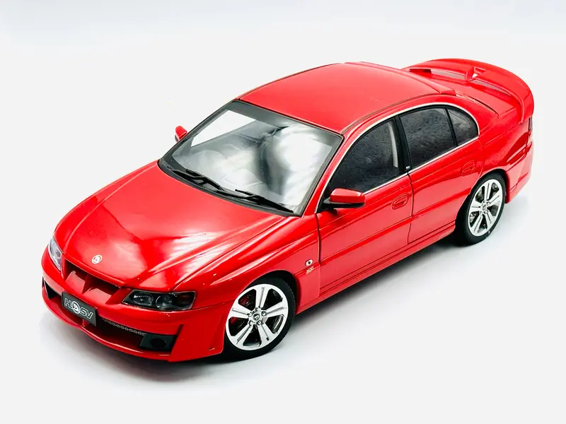 1:18 Hsv Y Series Gts -- Sting Red -- Biante/Autoart 1