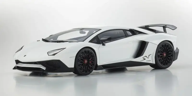 1:18 Lamborghini Aventador Lp750-4 Sv -- White -- Kyosho Ousia C09521w 1