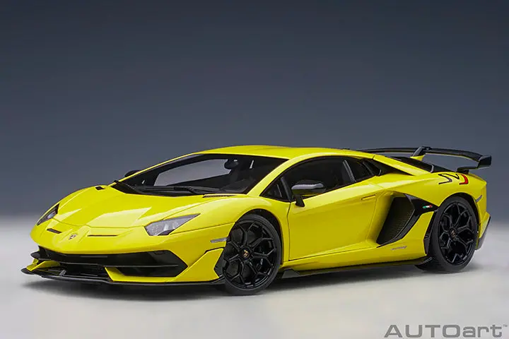 1:18 Lamborghini Aventador Svj -- Giallo Tenerife (Pearl Yellow) -- Autoart 1