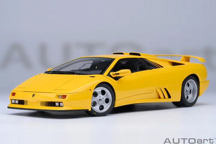1:18 Lamborghini Diablo Se Jota -- Superfly Yellow -- Autoart 79144 1