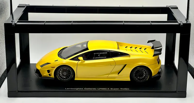 1:18 Lamborghini Gallardo Lp560-4 Super Trofeo -- Yellow -- Autoart 74687 1