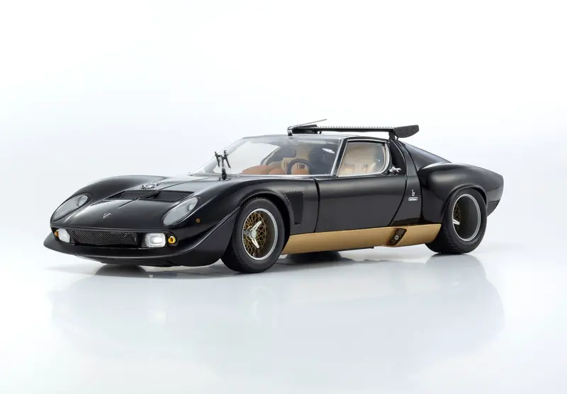1:18 Lamborghini Miura Svr -- Black/Gold -- Kyosho 1
