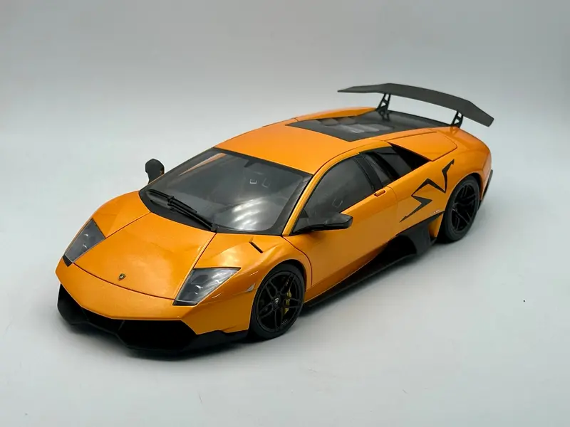 1:18 Lamborghini Murcielago Lp670-4 Sv - Arancio Atlas (Orange) -- Autoart 74617 1