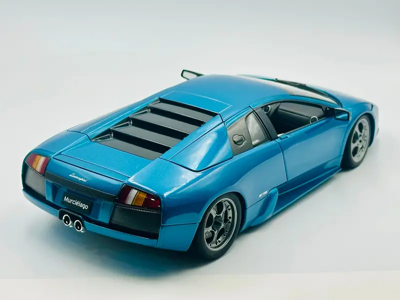 1:18 Lamborghini Murcielago -- Verde Artemis (Teal) -- Autoart 74515 2