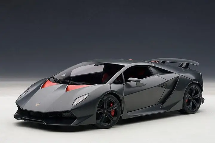 1:18 Lamborghini Sesto Elemento -- Carbon Grey/Red -- Autoart 74671 1