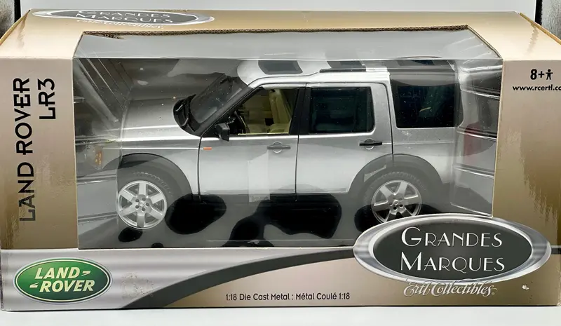 1:18 Land Rover Lr3 -- Silver -- Grand Marques Collectibles 1