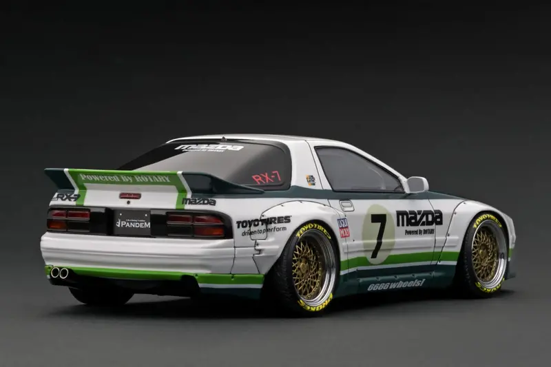 1:18 Mazda Rx-7 (Fc3s) Pandem -- White/Green -- Ignition Model Ig2913 2
