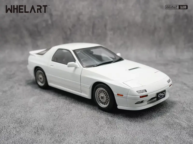 1:18 Mazda Savanna Rx-7 Infini (Fc3s) -- White -- Whelart 1