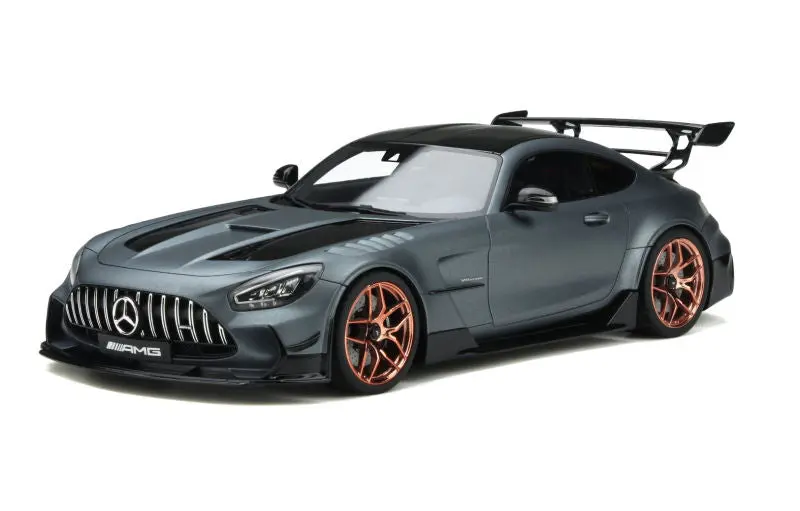 1:18 Mercedes-Benz Amg Gt Black Series -- Selenite Grey -- Gt Spirit 1
