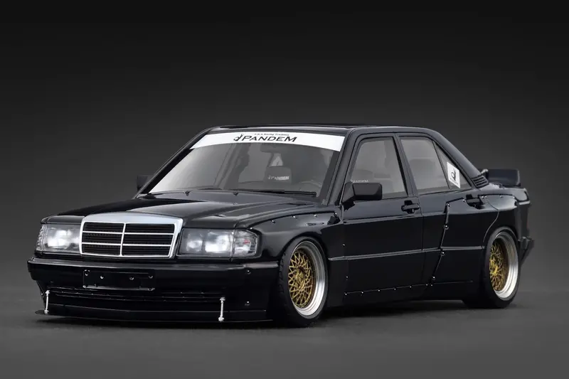 1:18 Mercedes-Benz W201 190E Pandem -- Black -- Ignition Model Ig3769 1