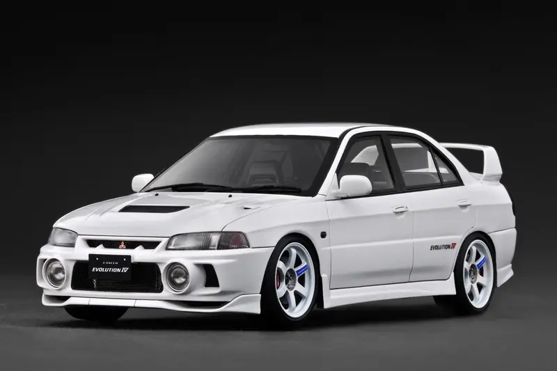 1:18 Mitsubishi Lancer Evolution Iv (Cn9a) -- White -- Ignition Model Ig3782 1