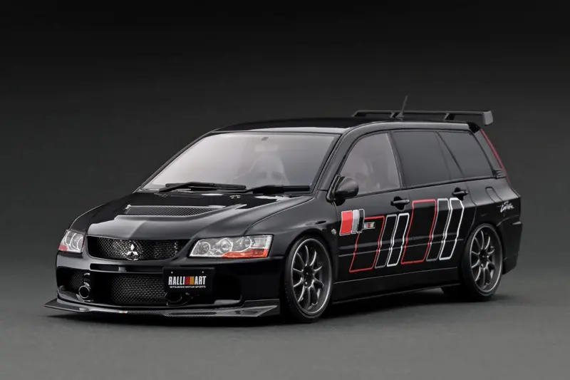 1:18 Mitsubishi Lancer Evolution Ix (9) Wagon (Ct9w) -- Black -- Ignition Model 1