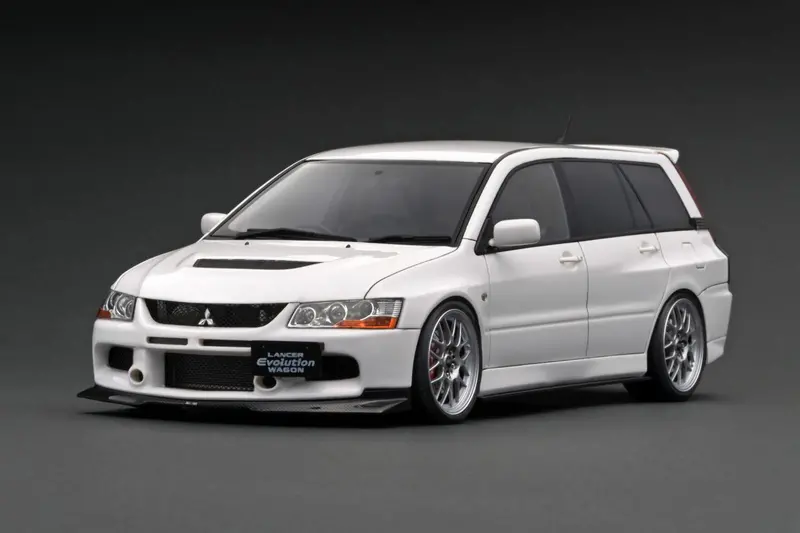 1:18 Mitsubishi Lancer Evolution Ix (9) Wagon (Ct9w) -- White -- Ignition Ig2768 1