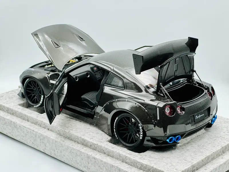 1:18 Nissan R35 Gtr Lb-Works Type 1 -- Carbon Fibre -- Pgm 2024 China Hobby Expo 2