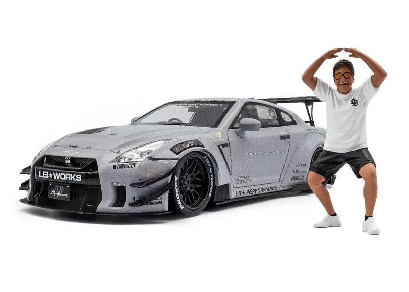 1:18 Nissan R35 Gtr Liberty Walk W/Wataru Kato Figurine Street Fighter -- Solido 1