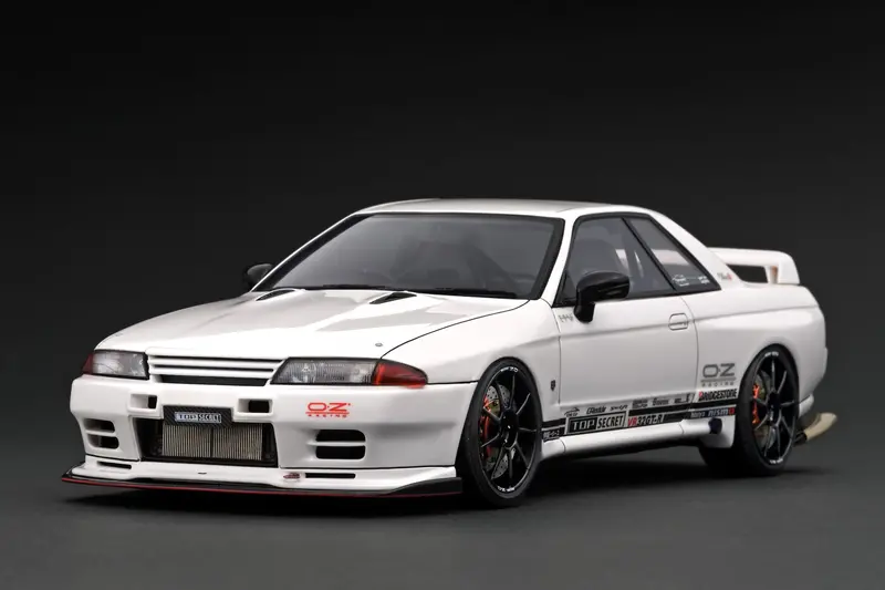 1:18 Nissan Skyline R32 Gt-R Top Secret -- White -- Ignition Model Ig3520 1