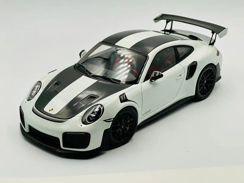 1:18 Porsche 911 (991) Gt2 Rs 2019 Weissach Package -- White -- Autoart 78171 1