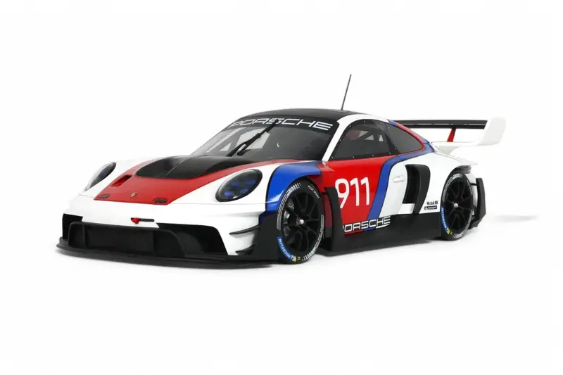 1:18 Porsche 911 (992) Gt3 R Rennsport -- White/Blue/Red -- Gt Spirit Gt495 1