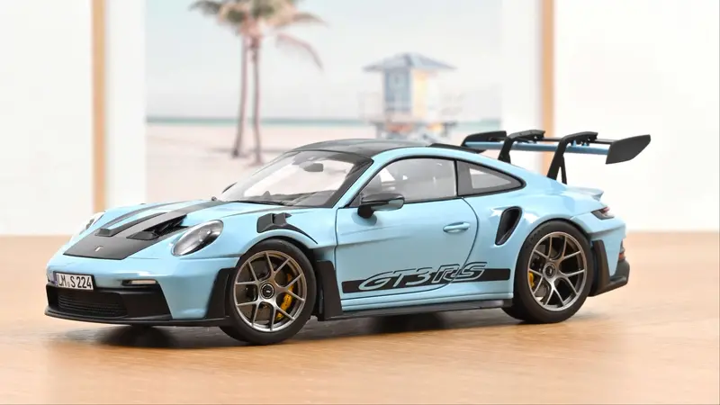 1:18 Porsche 911 (992) Gt3 Rs Coupe 2022 -- Gulf Blue W/Grey Wheels -- Norev 1