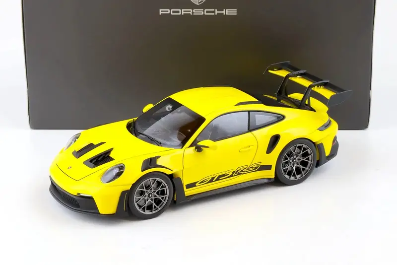 1:18 Porsche 911 (992) Gt3 Rs Coupe 2022 -- Yellow -- Norev (Dealer Edition) 1