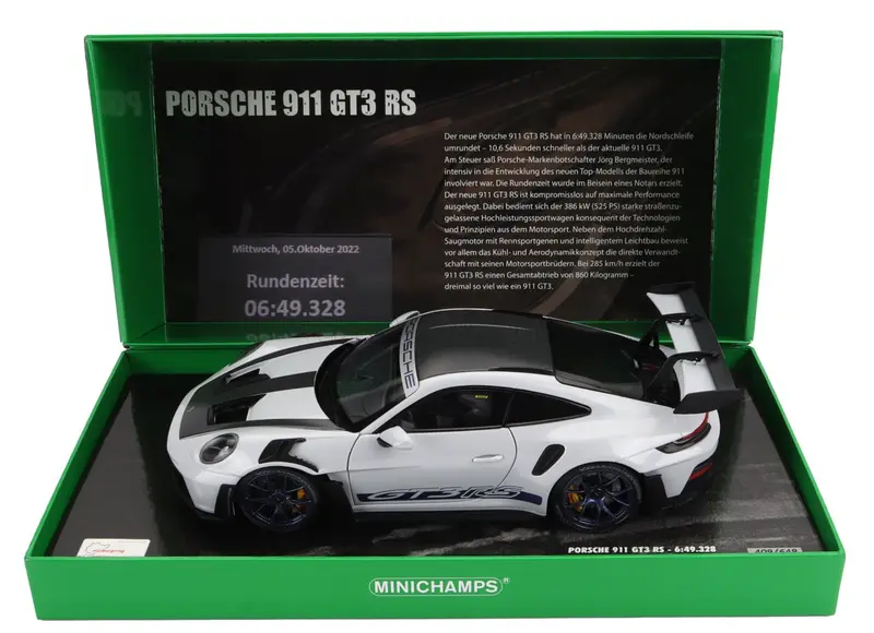 1:18 Porsche 911 (992) Gt3 Rs Coupe -- Silver (Nurburgring Record) -- Minichamps 1