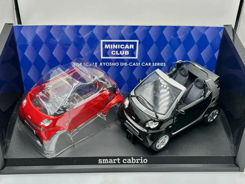 1:18 Smart Fortwo Cabrio -- Red / Black / Silver -- Kyosho 09101R 2