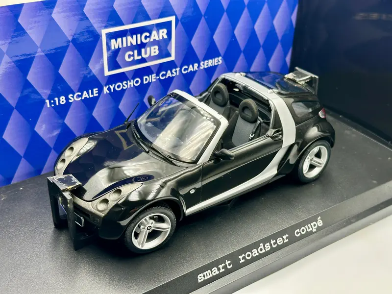 1:18 Smart Roadster Coupe -- Black/Silver -- Kyosho 09103Bk 1