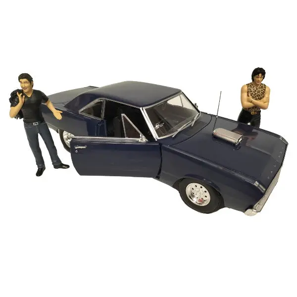 1:18 The Wog Boy W/Figurines -- 1969 Chrysler Vf Valiant Pacer -- Greenlight Dda 1