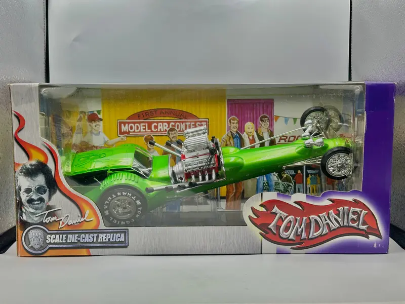 1:18 Tom Daniel T'rantula -- Iron Legends -- Green W/Exposed Engine -- Toy Zone 1