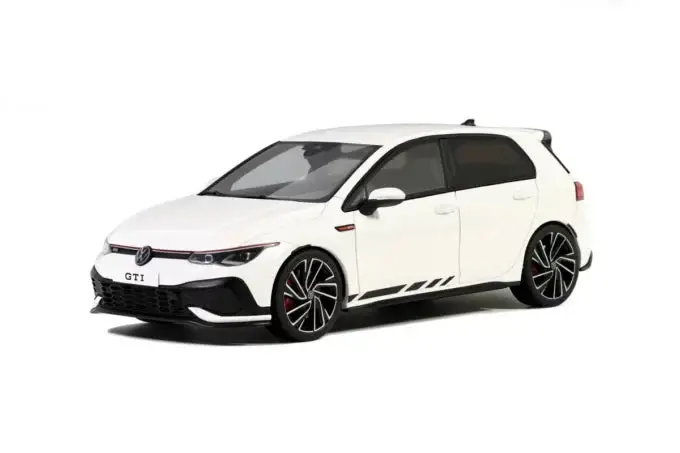 1:18 Volkswagen Golf Viii Gti Clubsport 2021 -- White -- Ottomobile 1